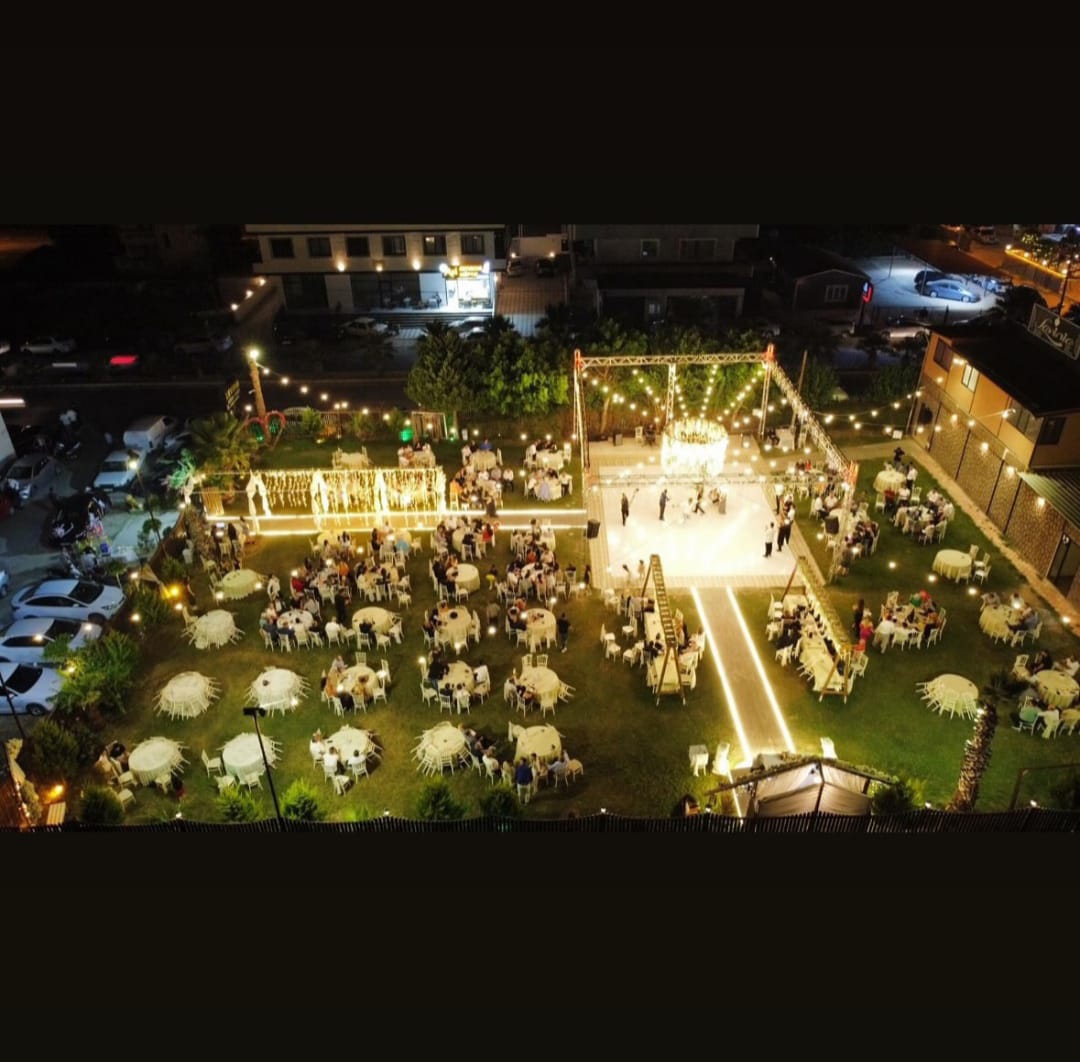 Lavinia Düğün Davet